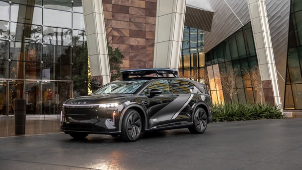 Lucid secures $750mn investment from PIF’s Ayar Third Investment, Uber